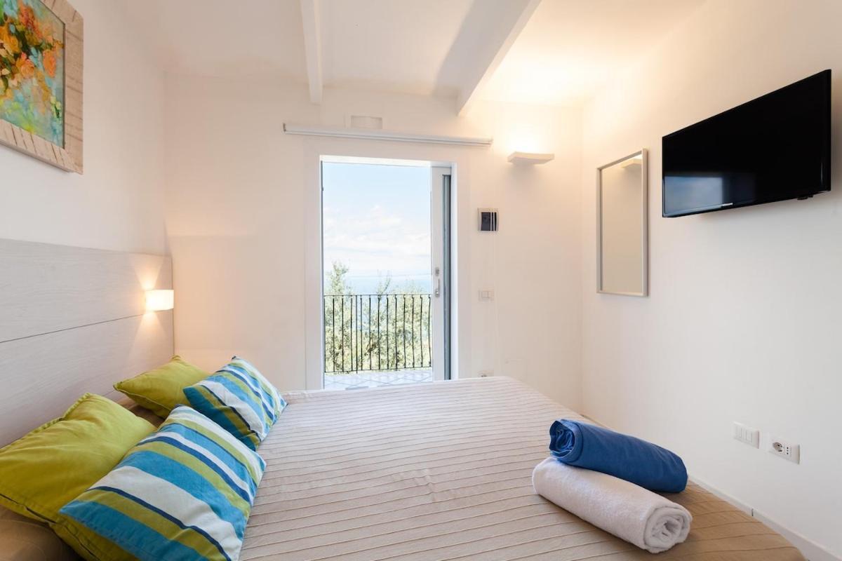 Angela With Private Pool And Sea View Villa Sorrento