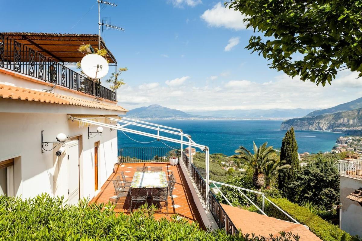 Villa Angela With Private Pool And Sea View
