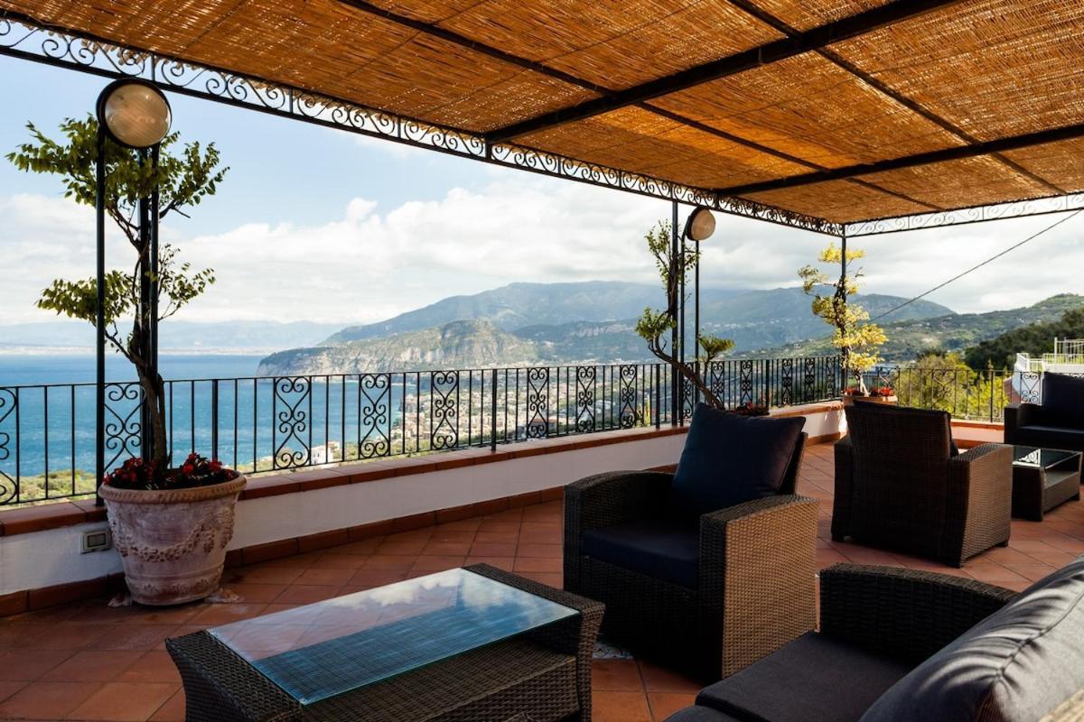 Villa Angela With Private Pool And Sea View Sorrento